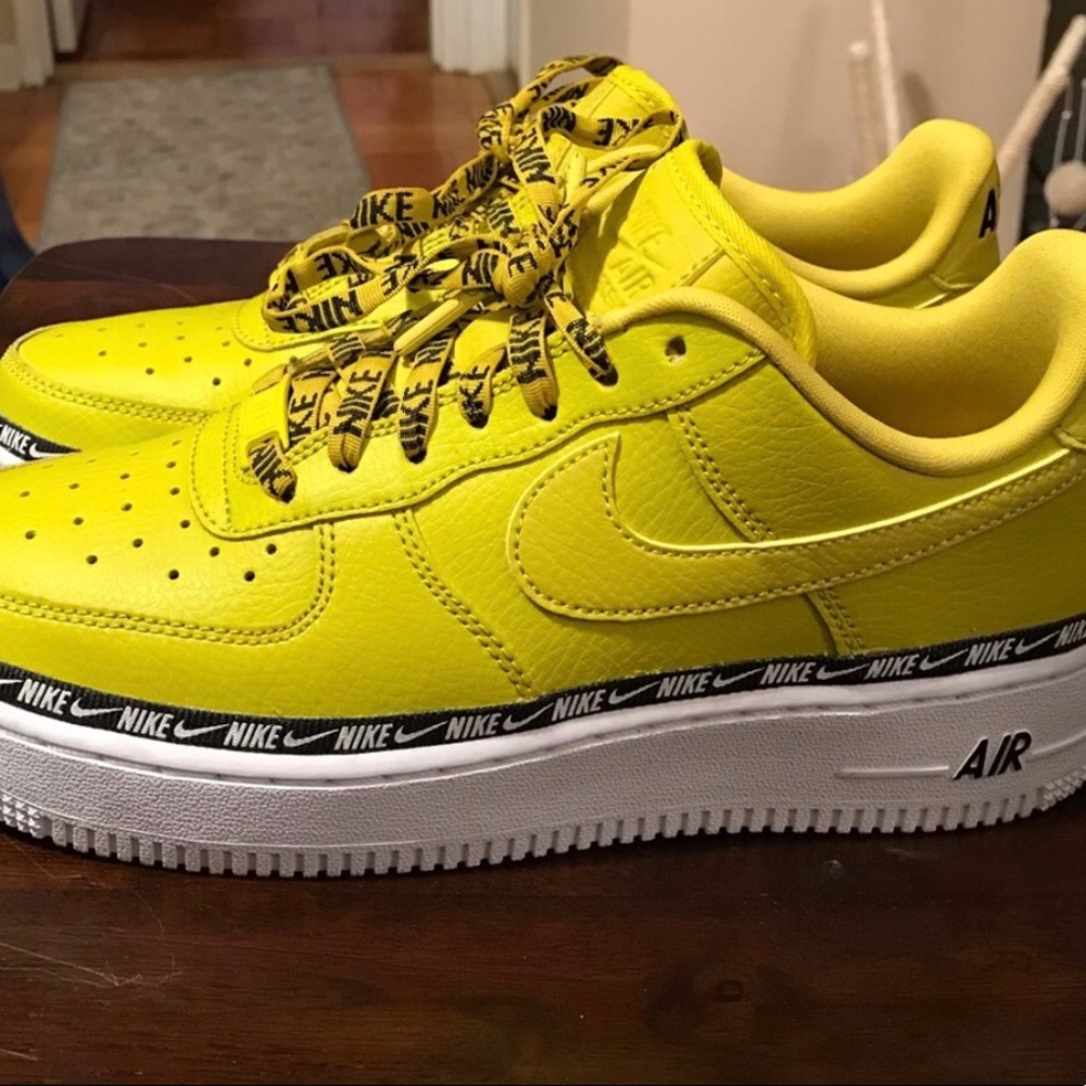 Nike Air Force 1
